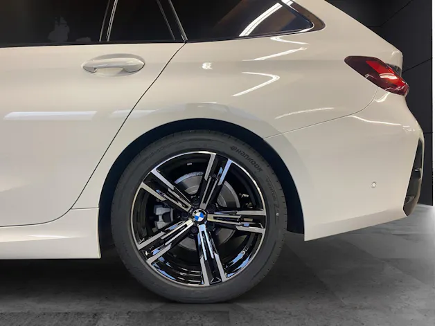 BMW 320d xDrive SAG Touring