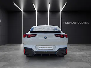 BMW X2 20d xDrive paddles