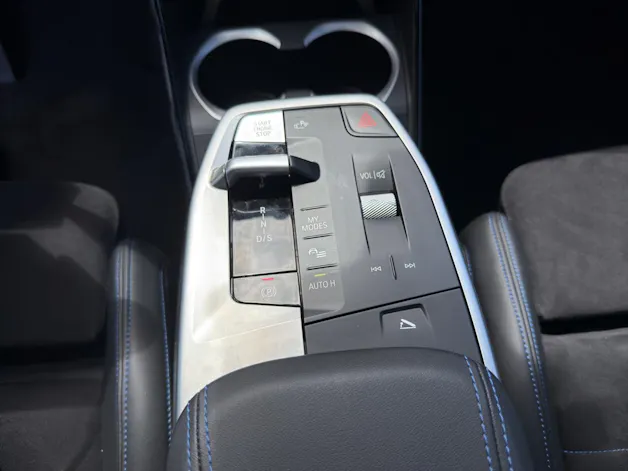 BMW X2 20d xDrive paddles