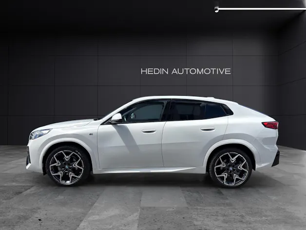 BMW X2 20d xDrive paddles