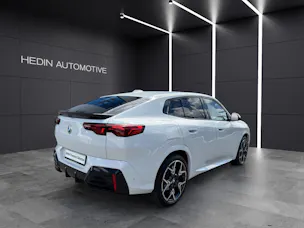 BMW X2 20d xDrive paddles