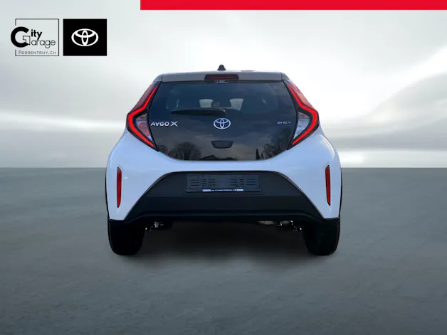 Toyota Aygo X 1.5 VVT-i HSD Comfort