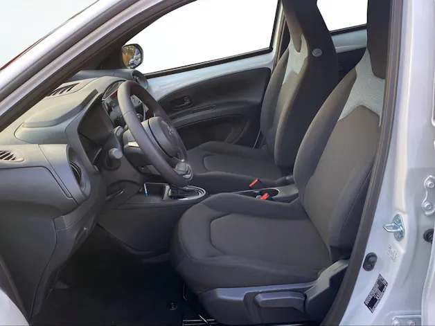 Toyota Aygo X 1.5 VVT-i HSD Comfort