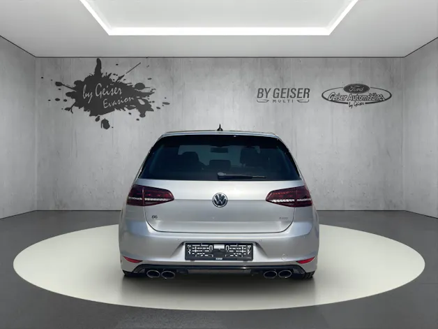 VW Golf VII 2.0 TSI R 4motion