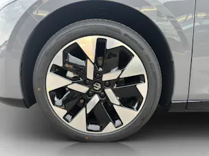 Leapmotor B05 EV