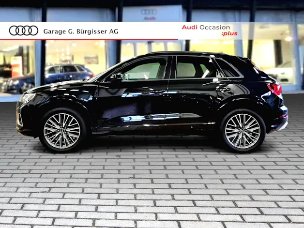 AUDI Q3 40 TFSI advanced quattro S-tronic Mythosschwarz Metallic