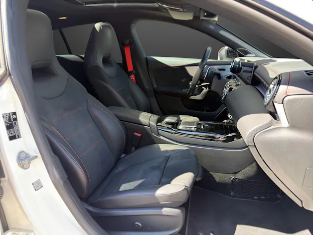 MERCEDES-BENZ CLA Shooting Brake 45 S AMG 4Matic+ 8G-DCT