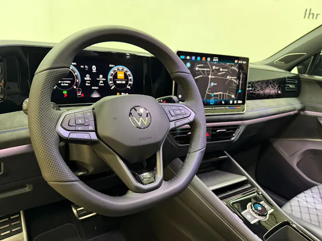 VW Tiguan 2.0 TSI DSG R-Line 4Motion