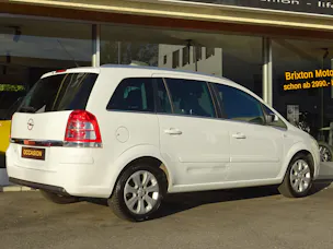 OPEL Zafira 2.2i 16V Enjoy