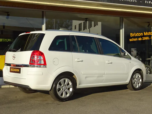 OPEL Zafira 2.2i 16V Enjoy