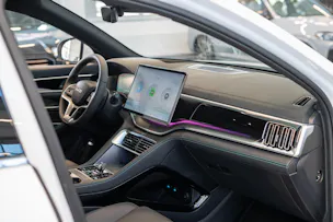 BYD Seal U DM-i Design AWD / Panorama / Head-Up Display / 360 Kamera