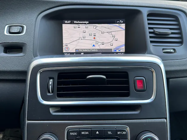 VOLVO V60 T6 AWD Summum Heico Geartronic