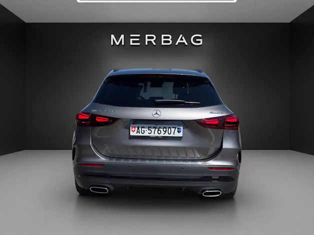 MERCEDES-BENZ GLA 220d 4Matic 8G-DCT