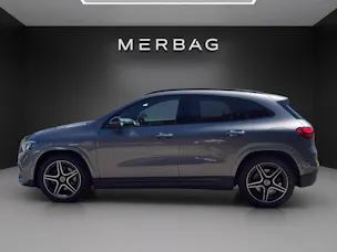 MERCEDES-BENZ GLA 220d 4Matic 8G-DCT