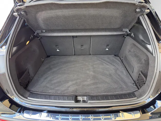 MERCEDES-BENZ GLA 200 Progressive