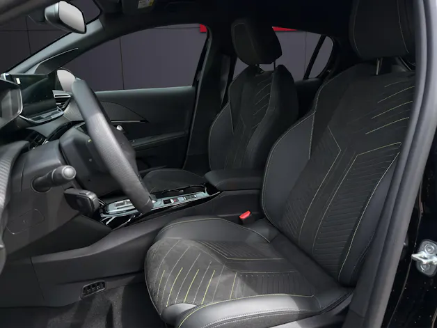 PEUGEOT 208 1.2 MHEV GT Exclusive