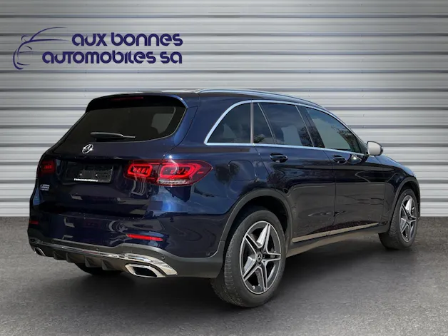 MERCEDES-BENZ GLC 300 AMG Line 4Matic 9G-Tronic