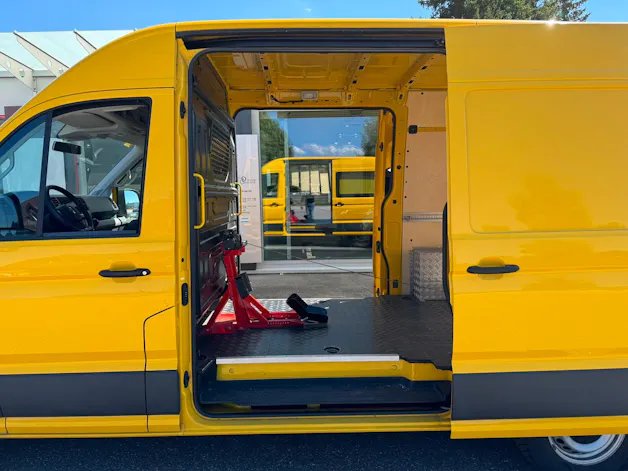 VW Crafter 35 2.0 TDI L3 4Motion Motorrad-Transporter
