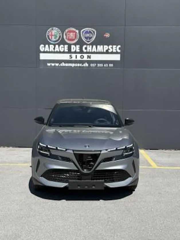 ALFA ROMEO Junior 1.2 Hybryd Special