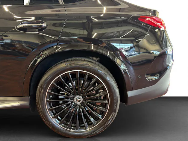 MERCEDES-BENZ GLC Coupé 300 4M 9G-T