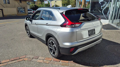 MITSUBISHI ECLIPSE CROSS 2