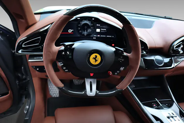 FERRARI Purosangue 6.5 V12