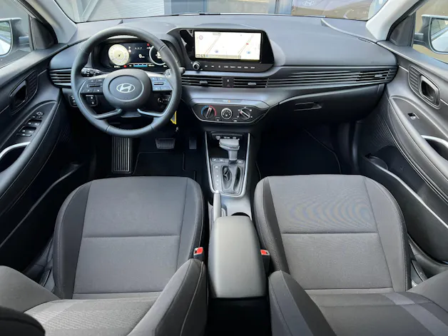 HYUNDAI i20 1.0 T-GDi Amplia DCT