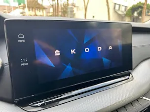 SKODA Octavia Combi 2.0 TDI DSG Selection