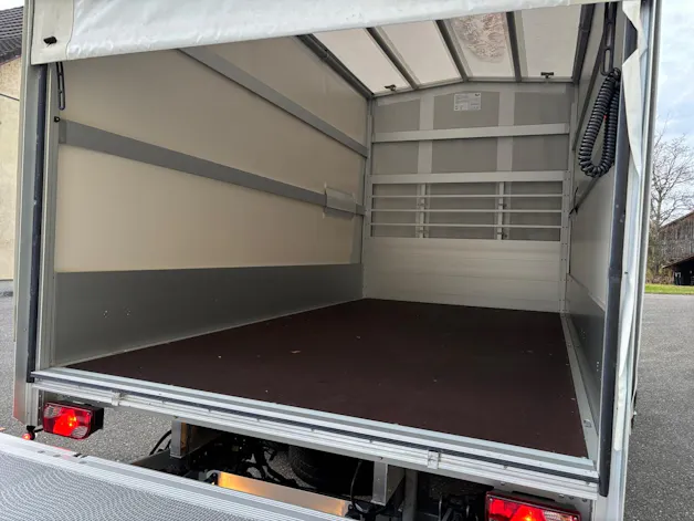 IVECO 35 S 18H A8 D
