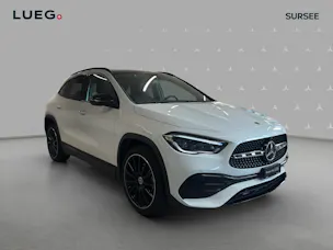 MERCEDES-BENZ GLA 250e AMG Line 8G-DCT