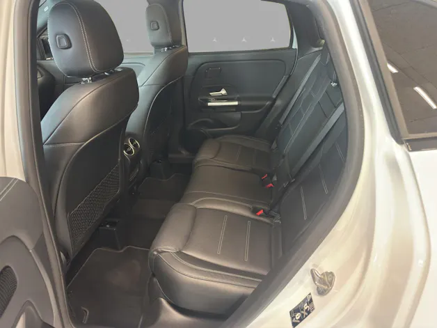 MERCEDES-BENZ GLA 250e AMG Line 8G-DCT