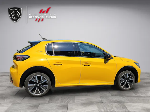 PEUGEOT 208 1.2 PureTech GT