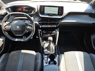 PEUGEOT 208 1.2 PureTech GT