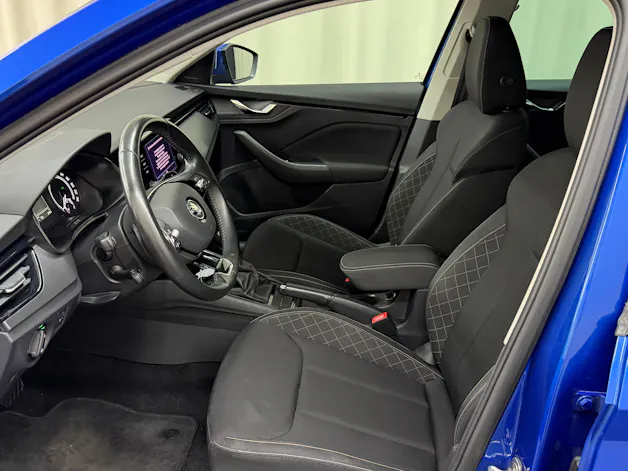 SKODA Kamiq 1.0 TSI Ambition DSG