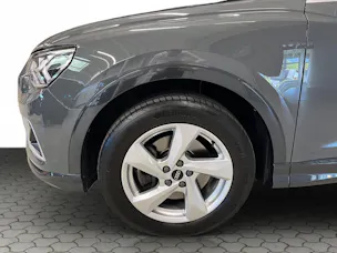 AUDI Q3 45 TFSI advanced quattro S-tronic