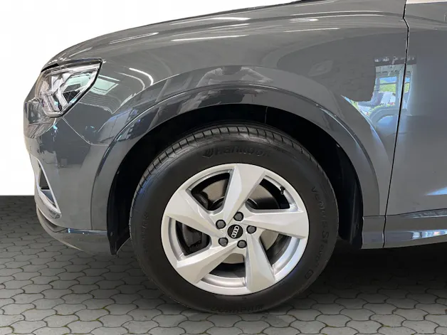 AUDI Q3 45 TFSI advanced quattro S-tronic
