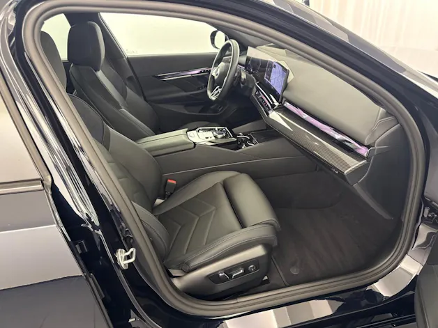 BMW 540d xDr 48V Tour M.S.Pro ''inkl. AHK & Standheizung''