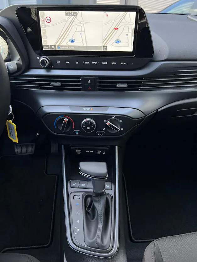HYUNDAI i20 1.0 T-GDi Amplia DCT