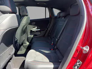 MERCEDES-BENZ GLA 250 4Matic AMG Line 8G-DCT