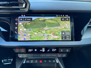 AUDI S3 Limousine TFSI quattro S-tronic