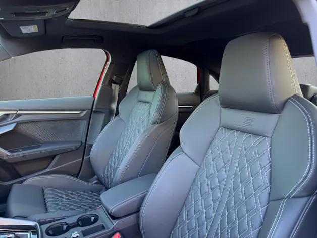 AUDI S3 Limousine TFSI quattro S-tronic