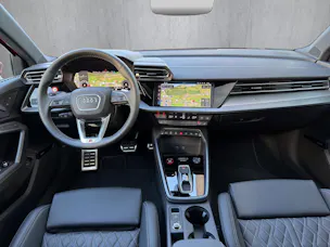 AUDI S3 Limousine TFSI quattro S-tronic