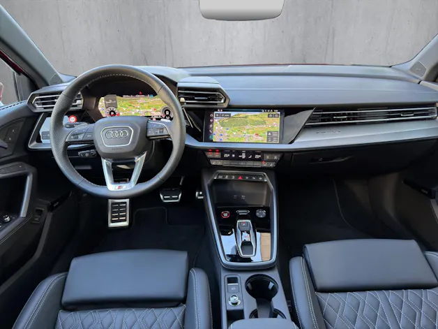 AUDI S3 Limousine TFSI quattro S-tronic