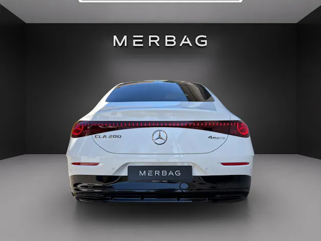 MERCEDES-BENZ CLA 200 8G-DCT 4Matic