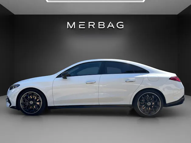 MERCEDES-BENZ CLA 200 8G-DCT 4Matic