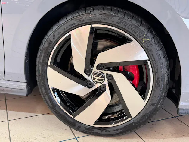 VW Golf 2.0 TSI GTI DSG
