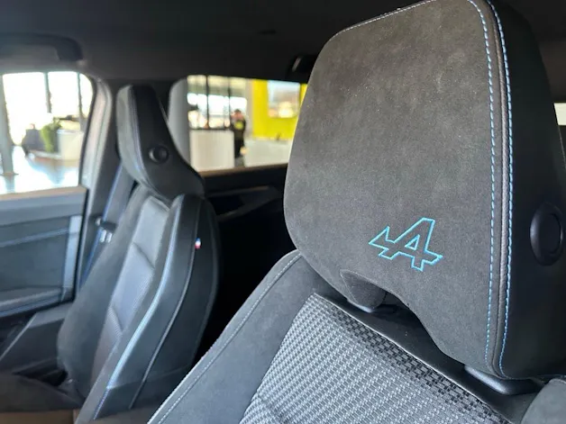 RENAULT Austral 1.2 HEV 200 Techno Esprit Alpine A
