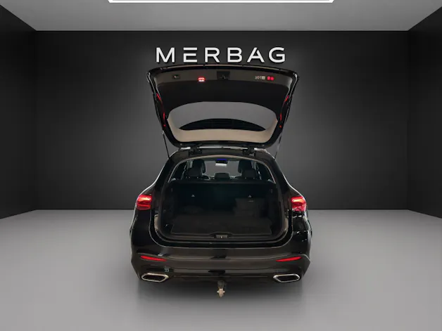 MERCEDES-BENZ GLC 300 e 4M 9G-Tronic