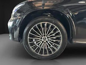 MERCEDES-BENZ GLC 300 e 4M 9G-Tronic