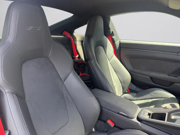 PORSCHE 911 ( 992 ) Carrera 4 GTS PDK